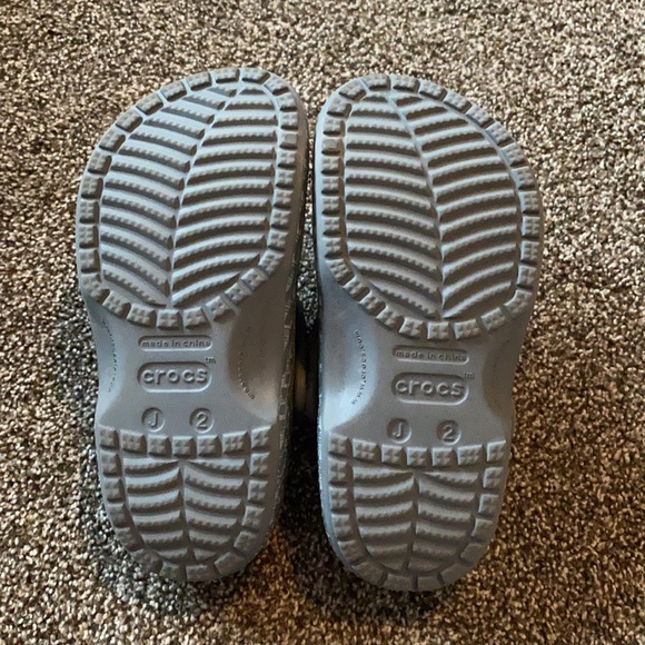 New Crocs - Picture 5 of 5